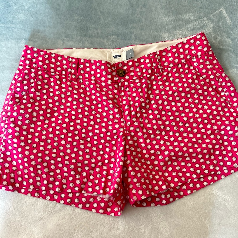 Old Navy Pink and White seashell shorts size 4